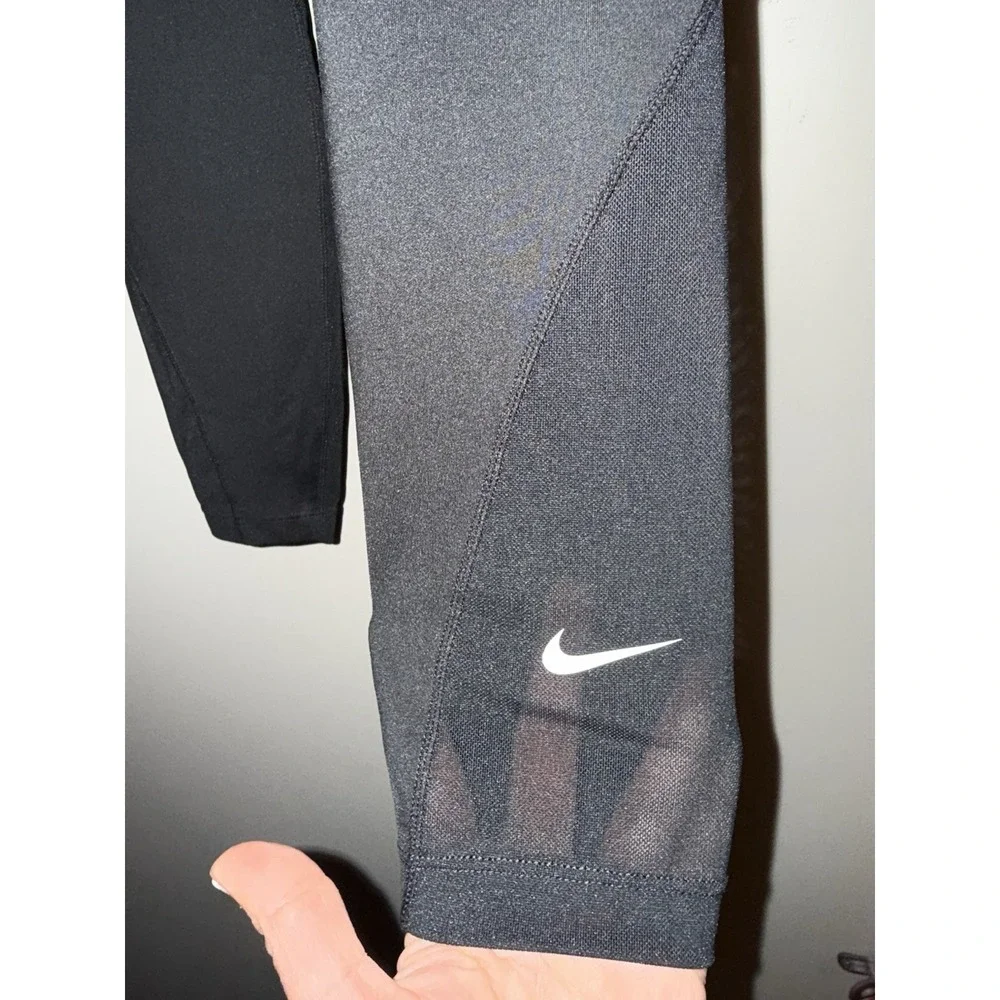 Nike One XS Women's Tight Fit High Rise Yoga 7/8 Leggings Black‎ AT1102-010